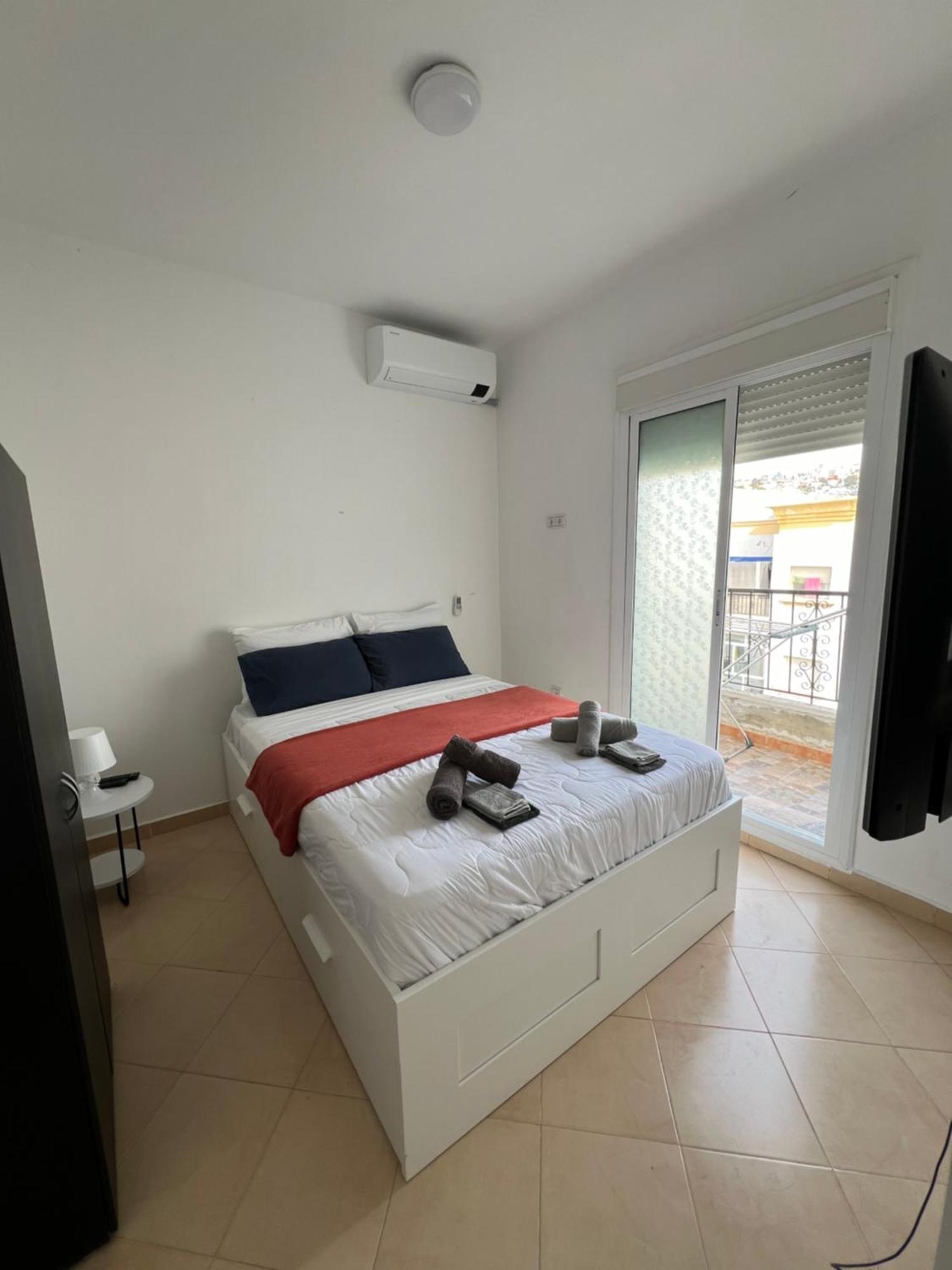 Appartement Spacieux & Lumineux Tânger Exterior foto